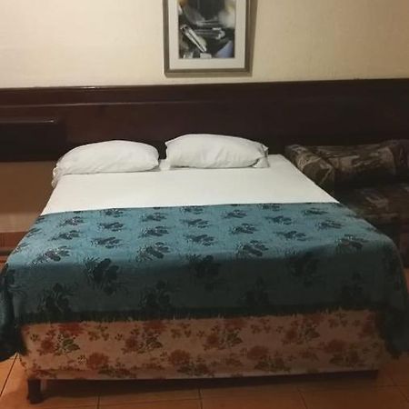 Carnetta'S House Hotel Maraval Ngoại thất bức ảnh