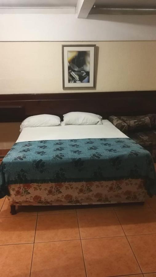 Carnetta'S House Hotel Maraval Ngoại thất bức ảnh